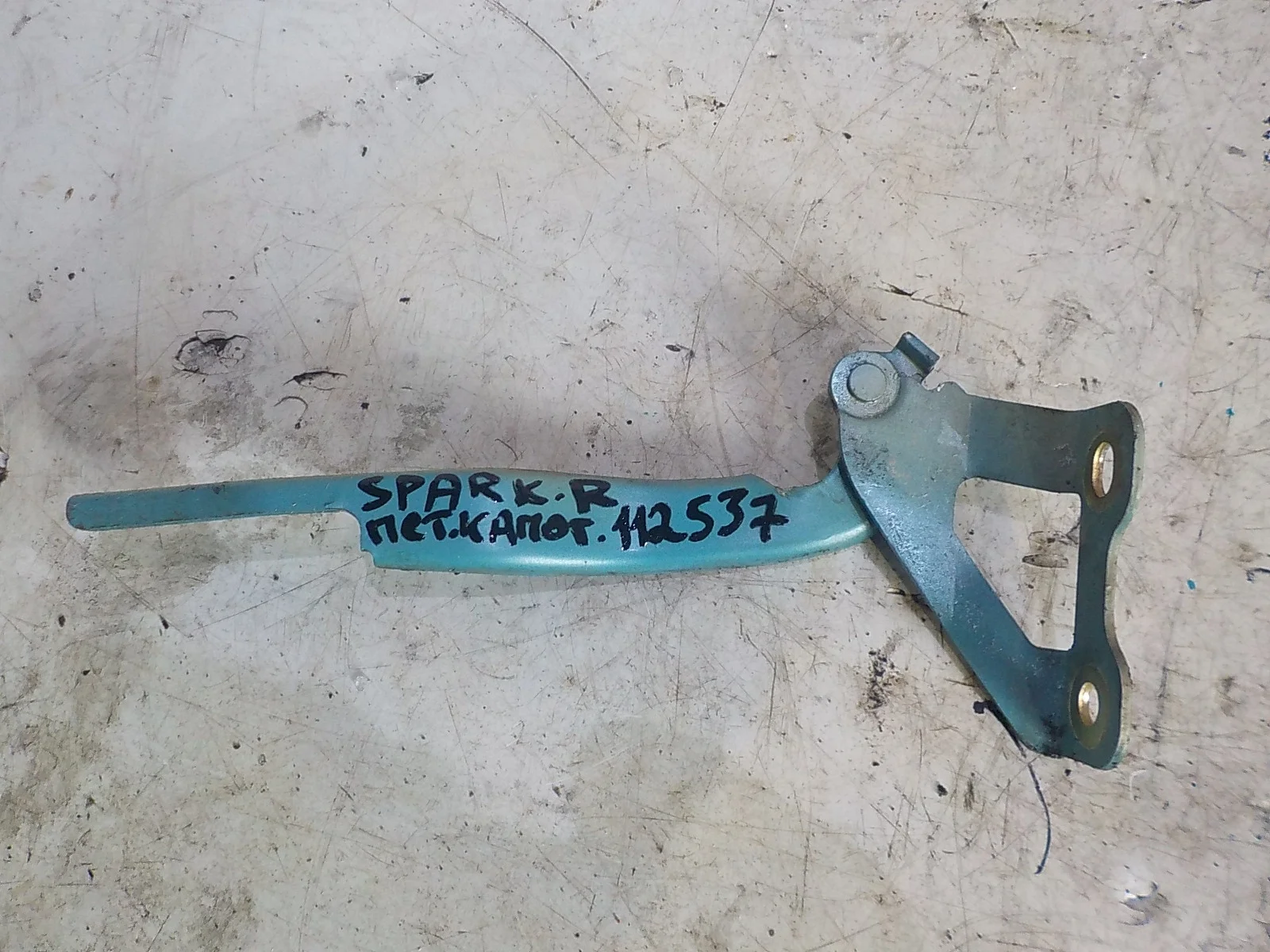 Петля капота Chevrolet Spark M200 (2005—2009)