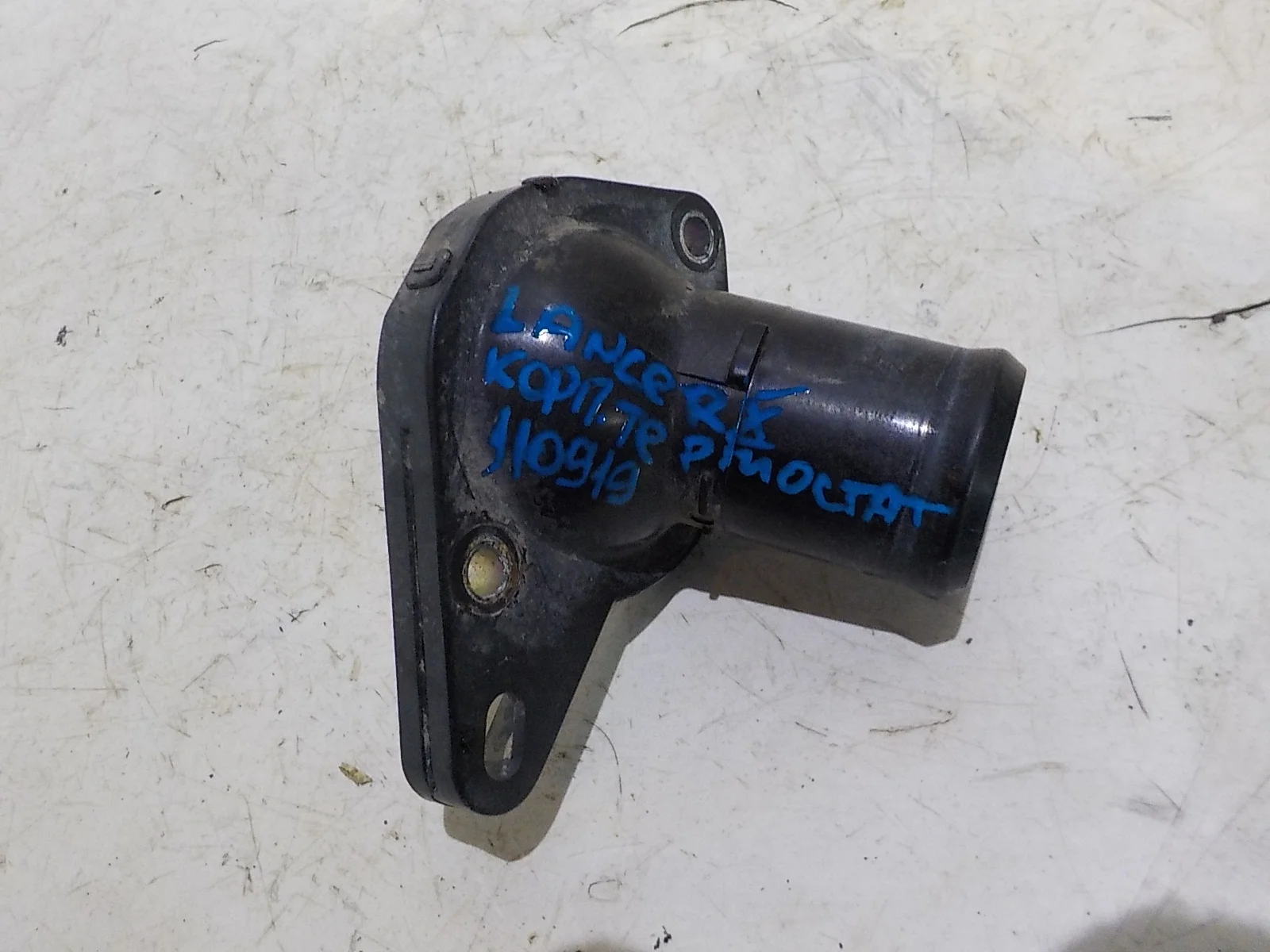 Корпус термостата Mitsubishi Lancer X (2007—2010)