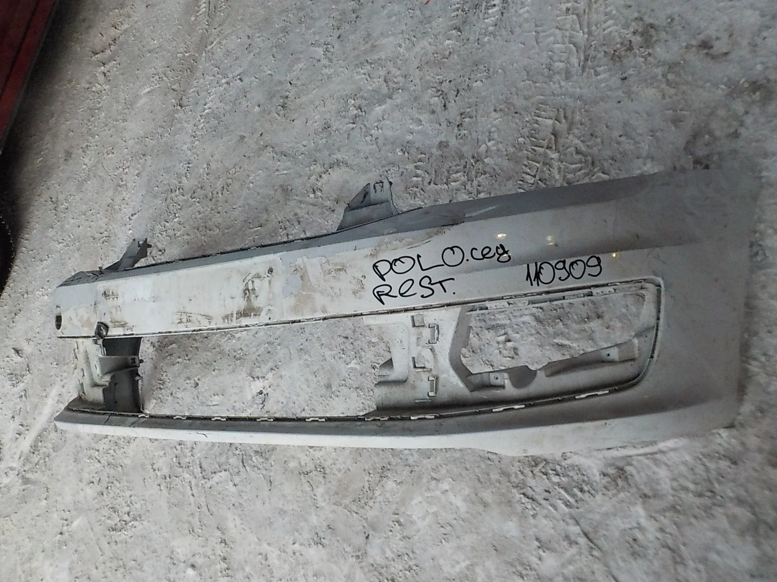 Бампер Volkswagen Polo V рестайлинг (2015—2020)