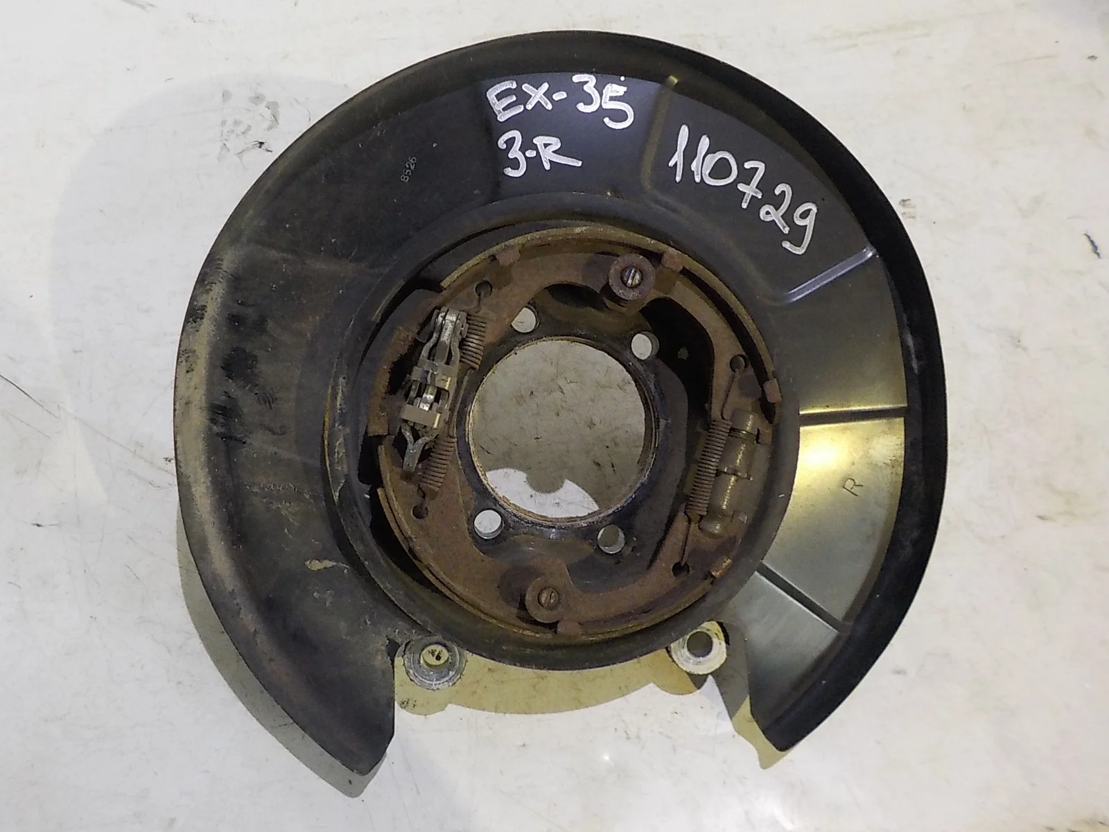 кулак поворотный Infiniti EX35 I (2007—2013) Зад Право