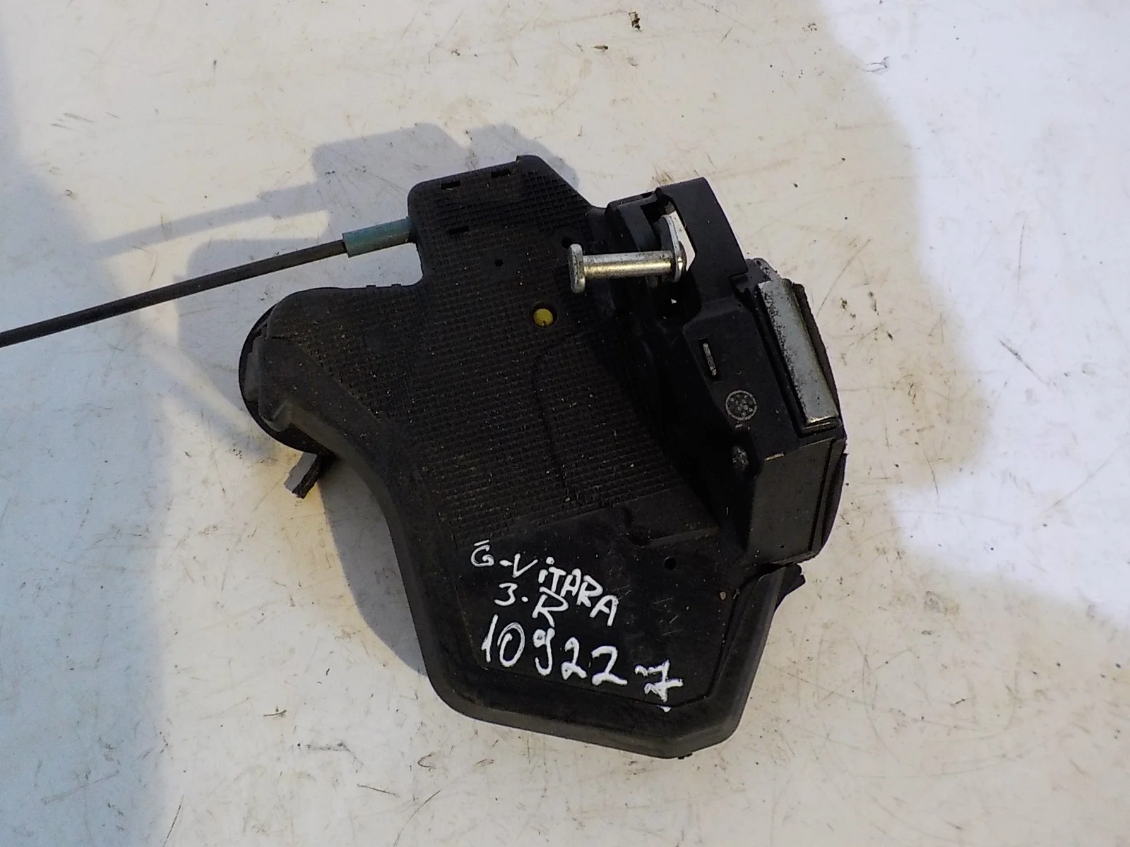 Замок двери Suzuki Grand Vitara II рестайлинг (2008—2012)