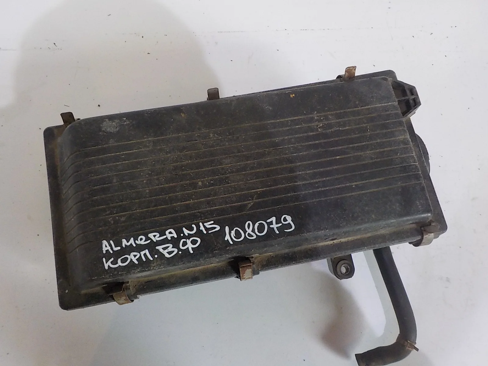 Корпус воздушного фильтра Nissan Almera N15 (1995—2000)