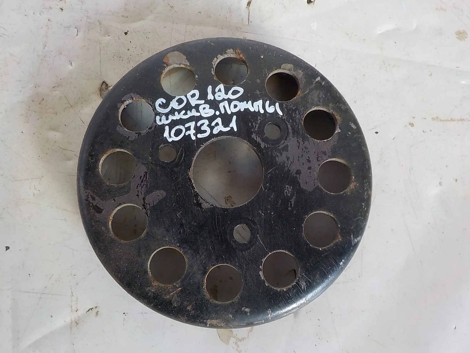 Шкив помпы Toyota bB I рестайлинг (2003—2005)