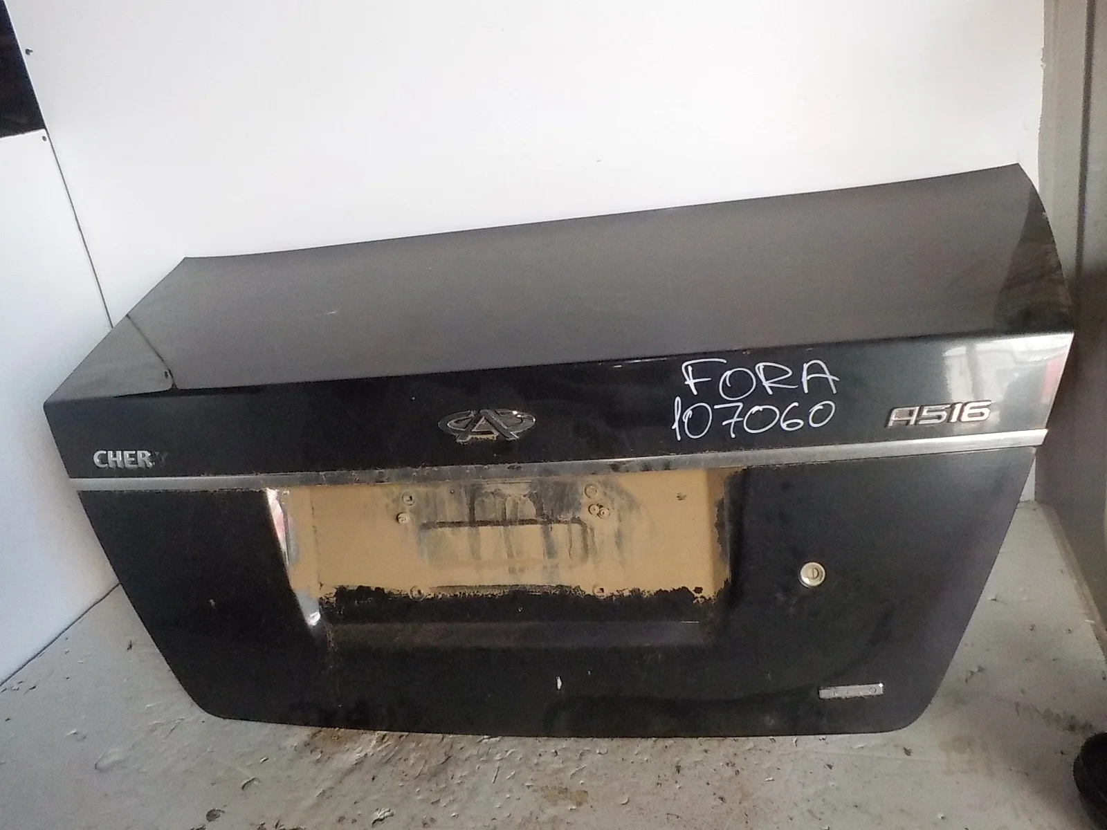 Крышка багажника Chery Fora (A21) A21 (2006—2011)