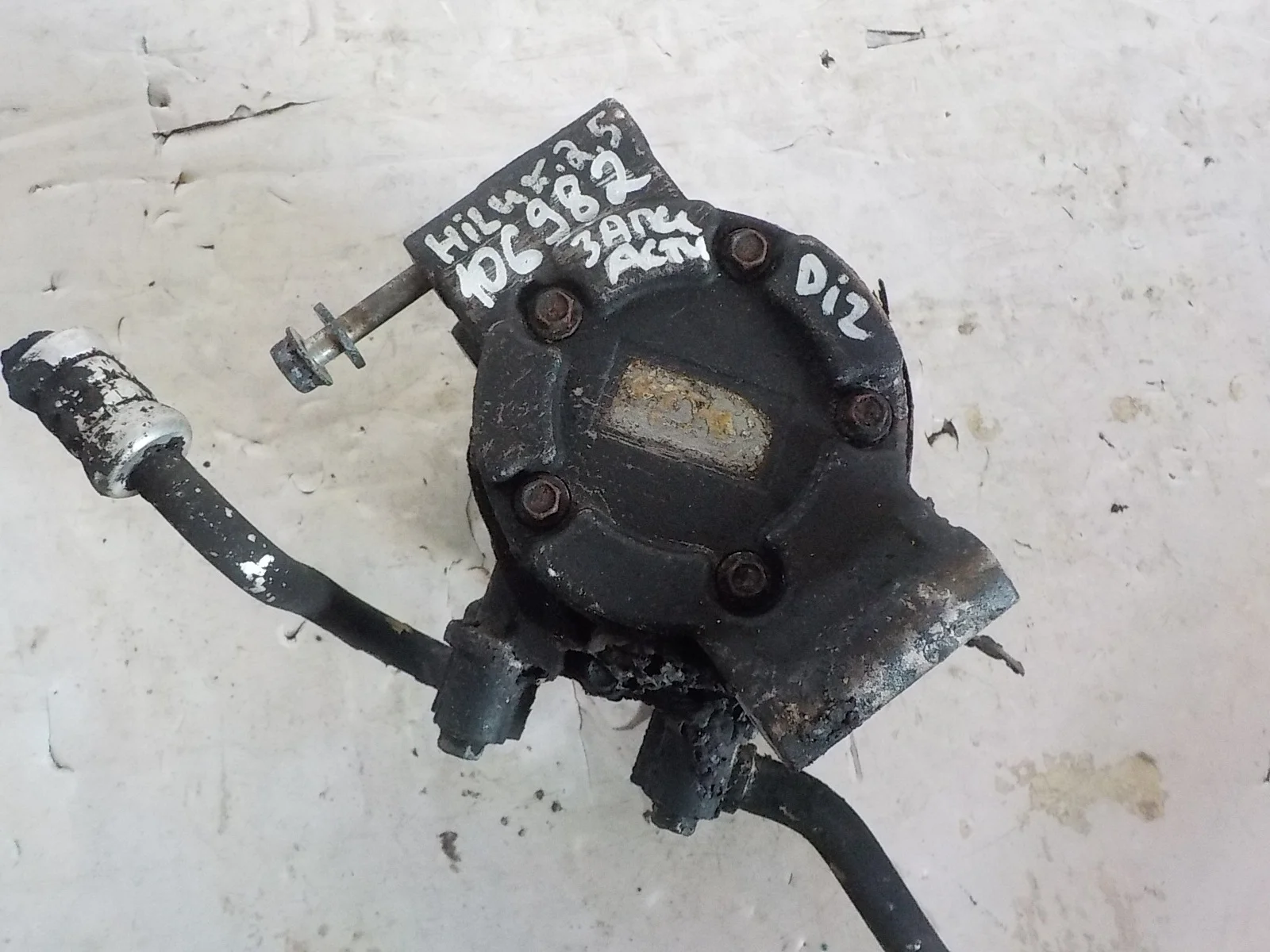 Компрессор кондиционера Toyota Hilux VII (2004—2011)