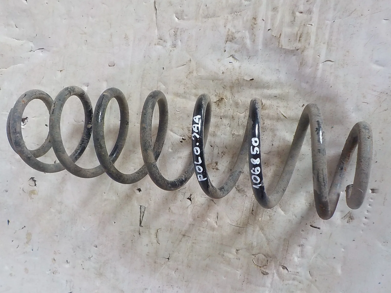 пружина Volkswagen Polo V (2009—2015) Зад