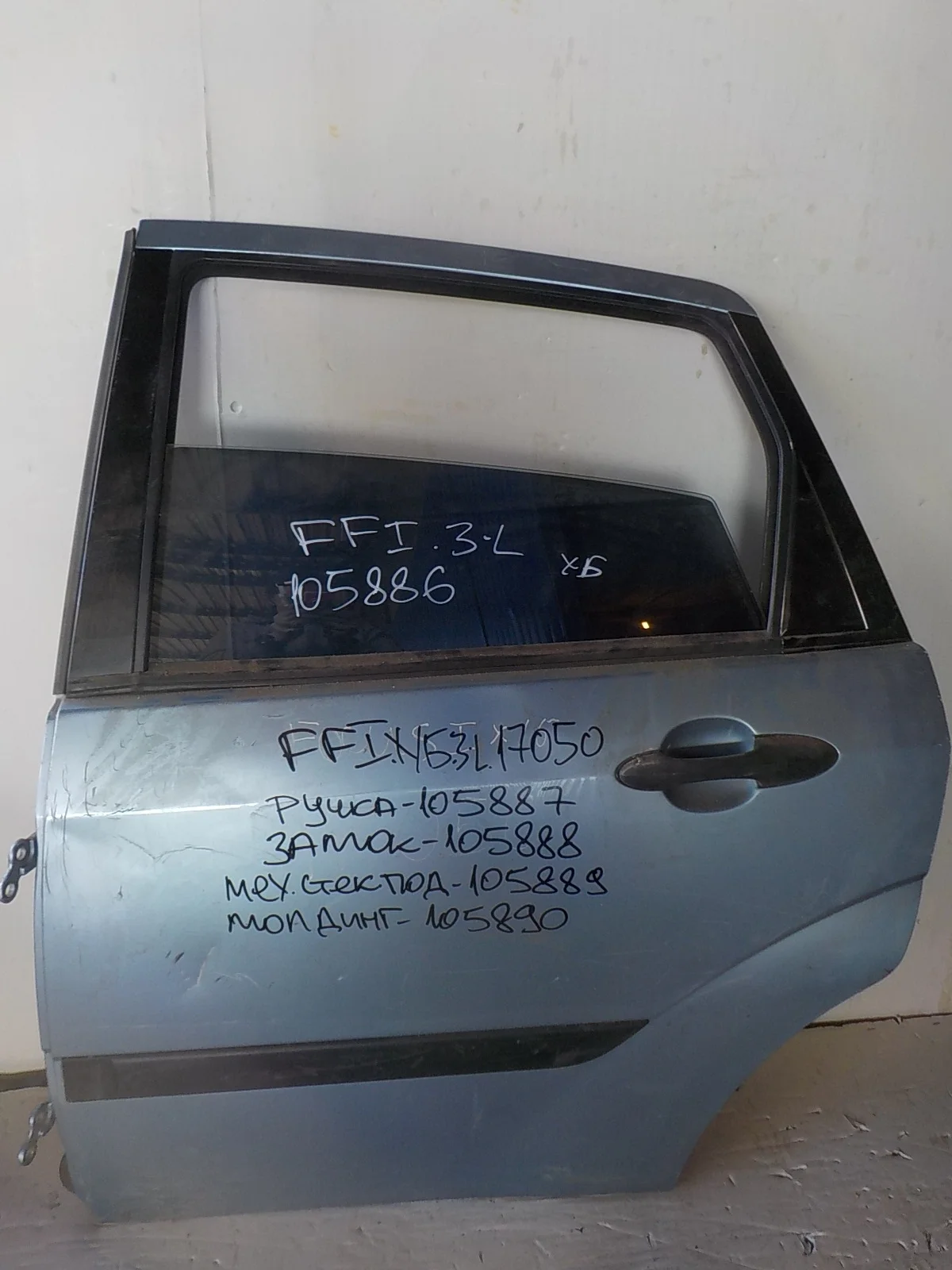 стекло Ford Focus I (1998—2004) Зад Лево