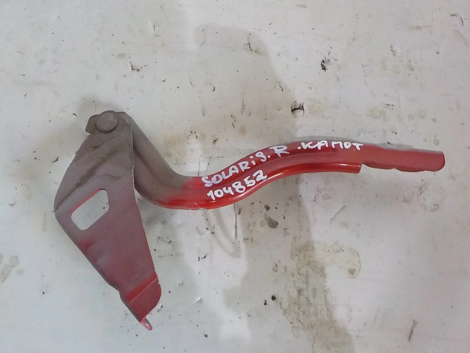 Петля капота Hyundai Solaris I (2010—2014)