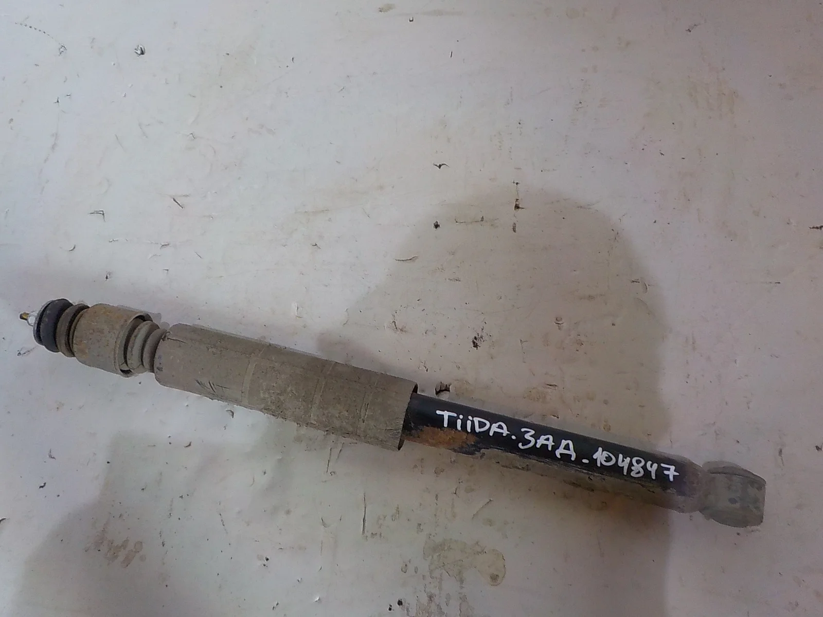 амортизатор Nissan Tiida C11 (2004—2012) Зад