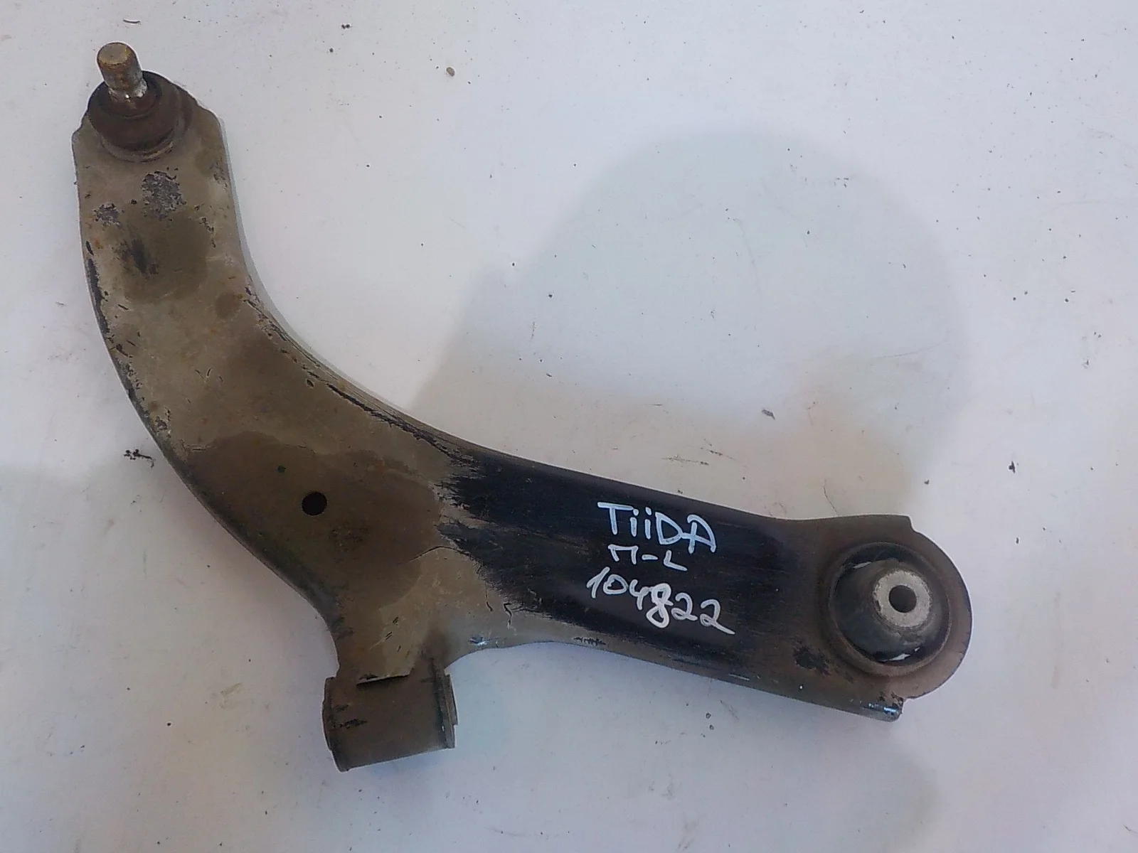 Рычаг Nissan Tiida C11 (2004—2012) Перед Право