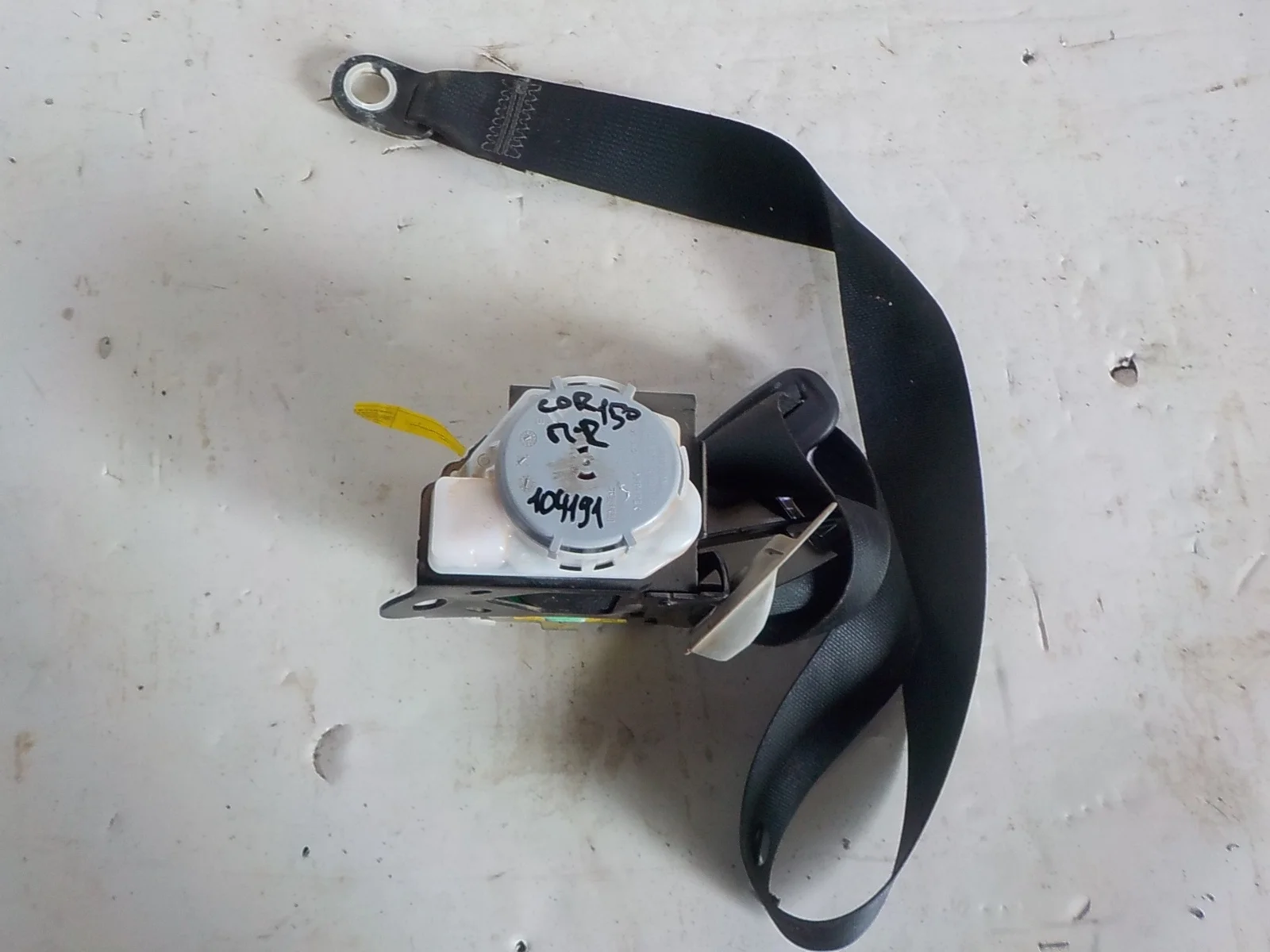 Ремень безопасности Toyota Corolla X (2006—2010) Перед Право