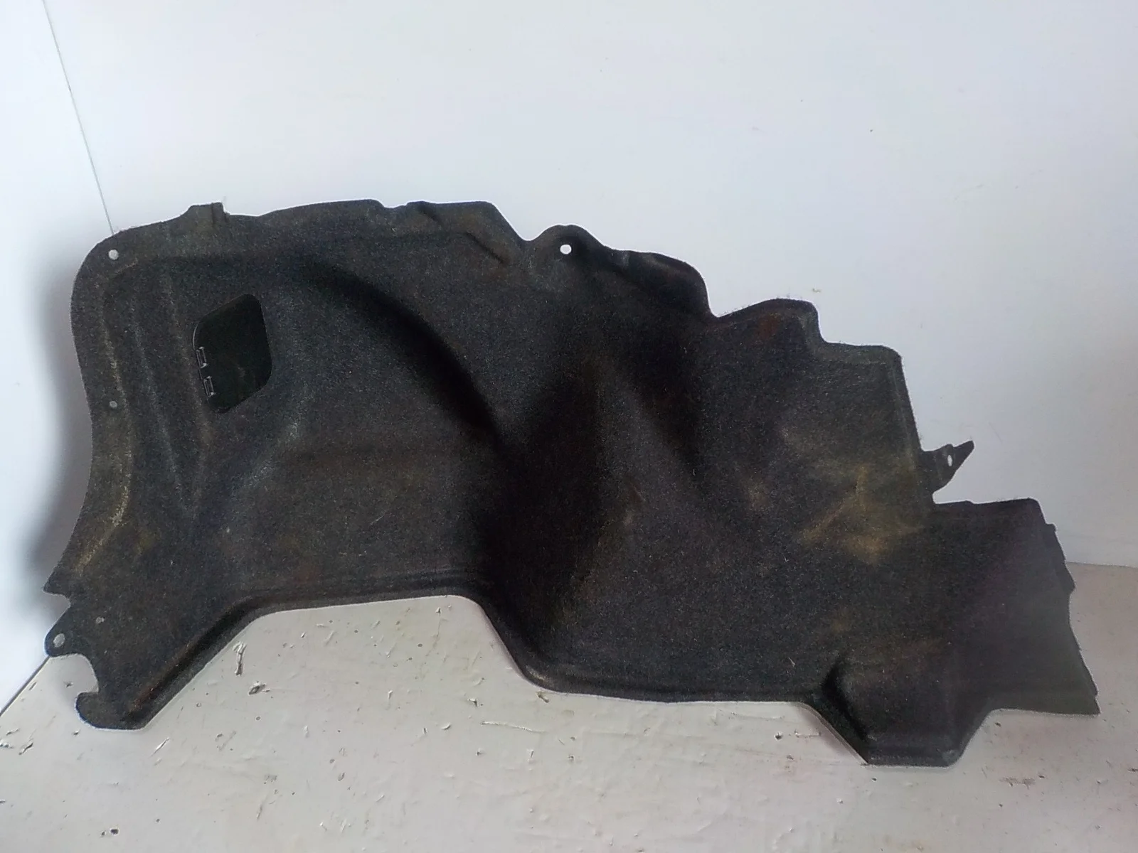 Обшивка багажника Toyota Corolla X (2006—2010) Зад Лево