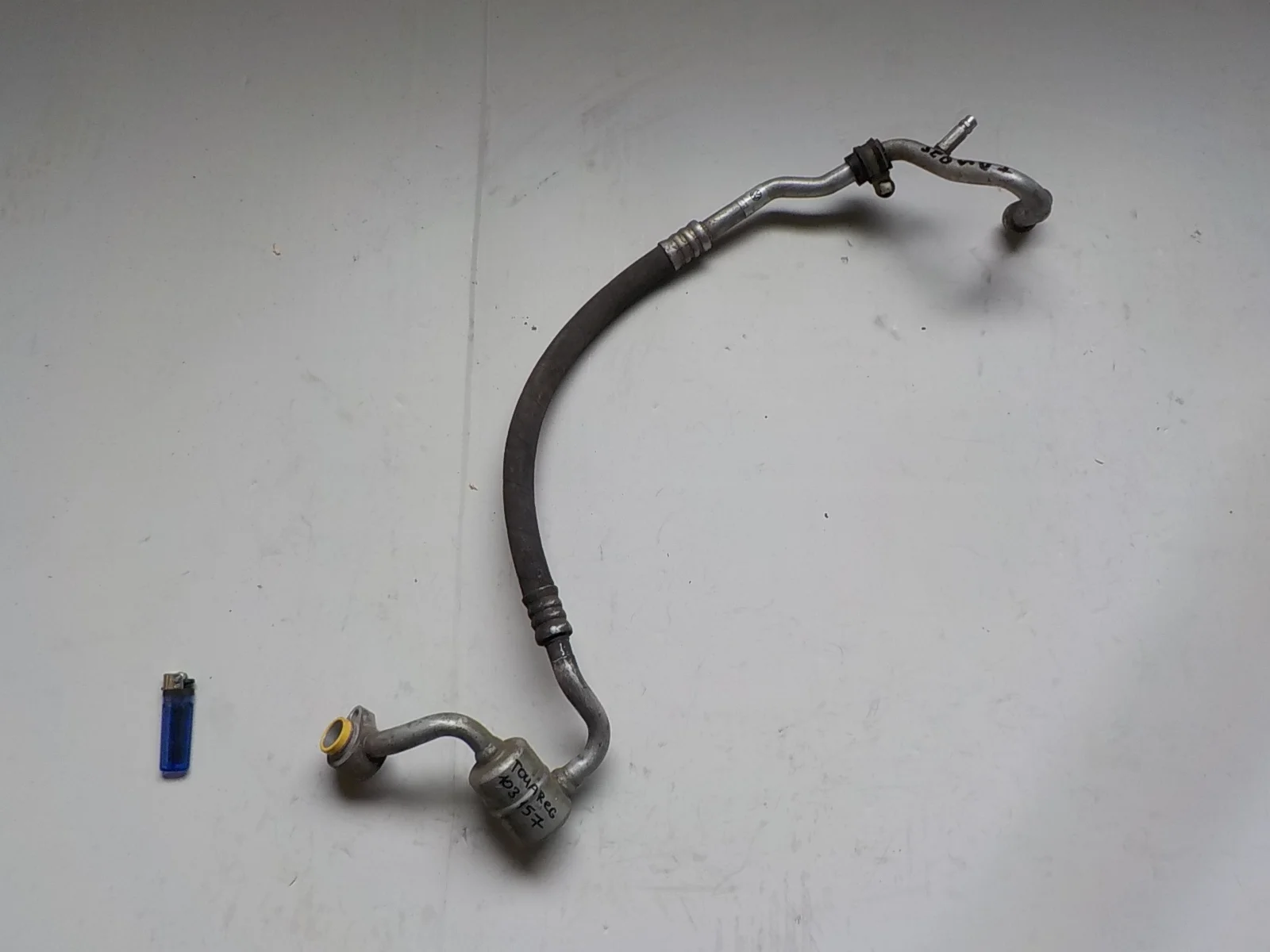 Трубка кондиционера Volkswagen Touareg I рестайлинг (2006—2010)