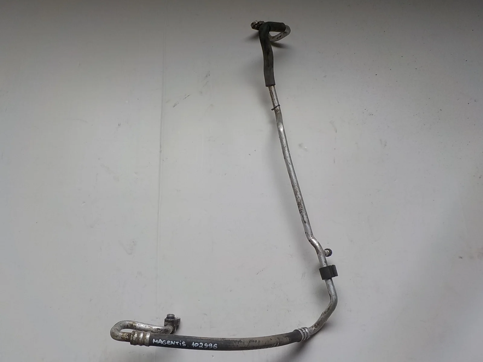 Трубка кондиционера Kia Magentis I (2000—2003)