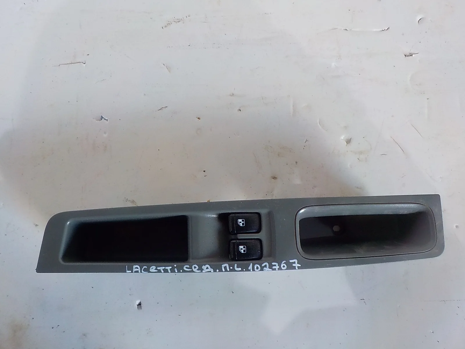 клавиши стеклоподъемников Chevrolet Lacetti I (2004—2013)