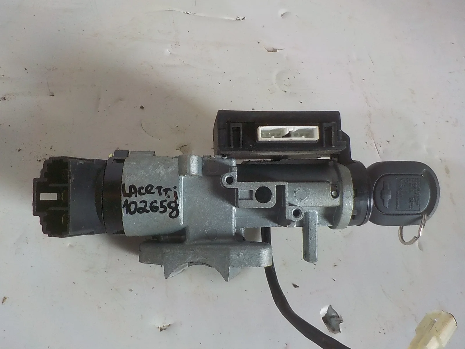 Замок зажигания Chevrolet Aveo I (2003—2008)