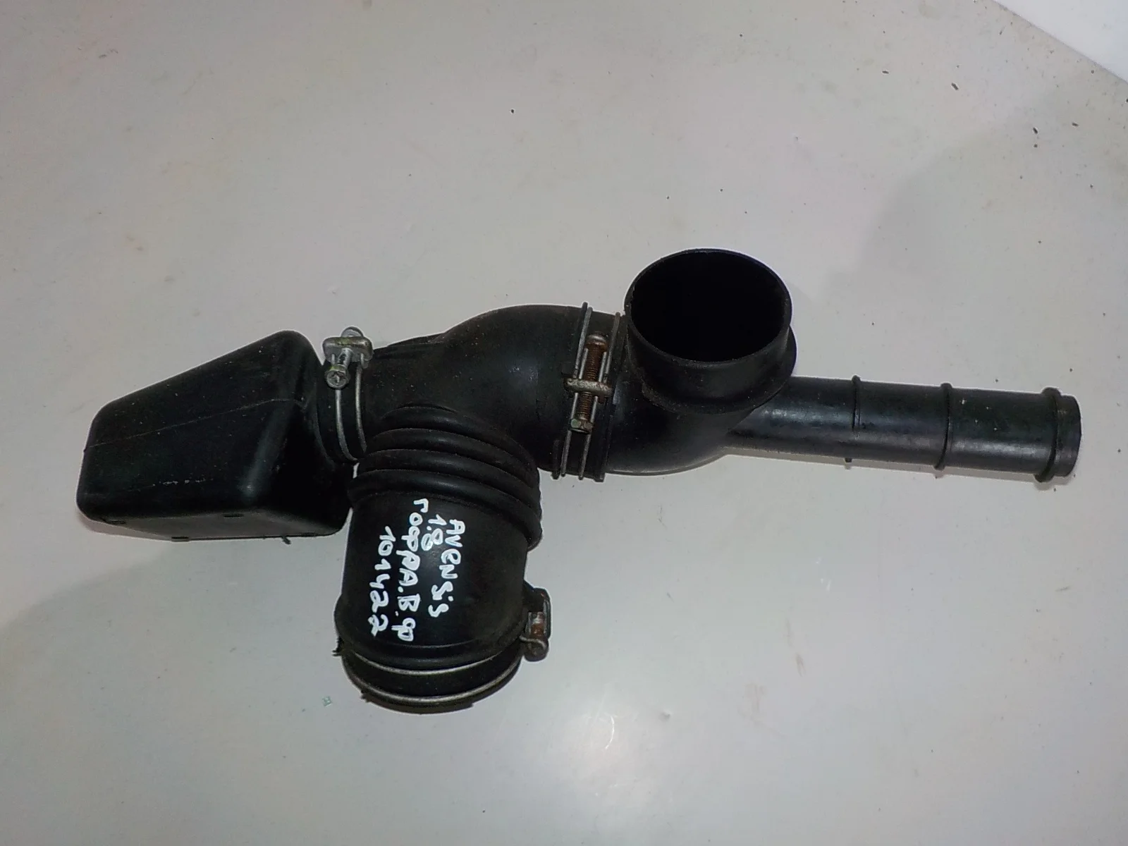 Гофра воздушного фильтра Toyota Avensis T250 (2003—2006)