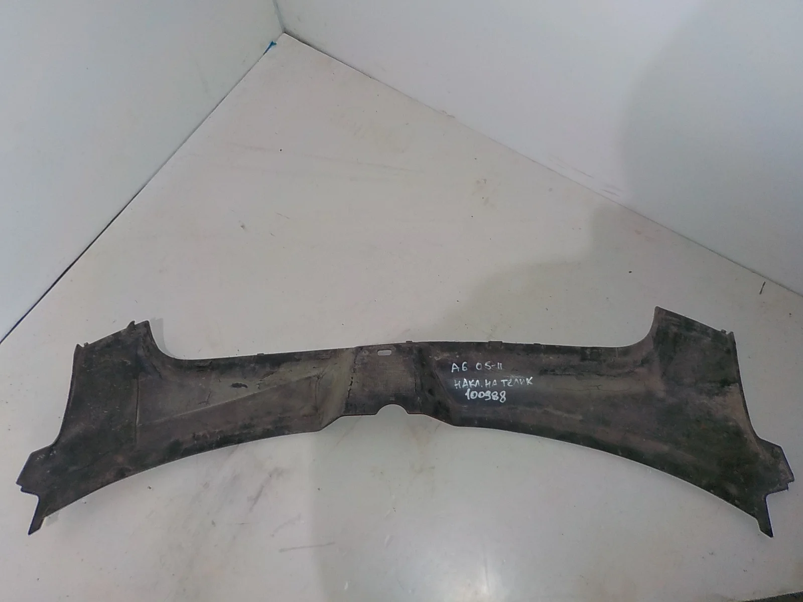 накладка на телевизор Audi A6 C6 рестайлинг (2008—2011)