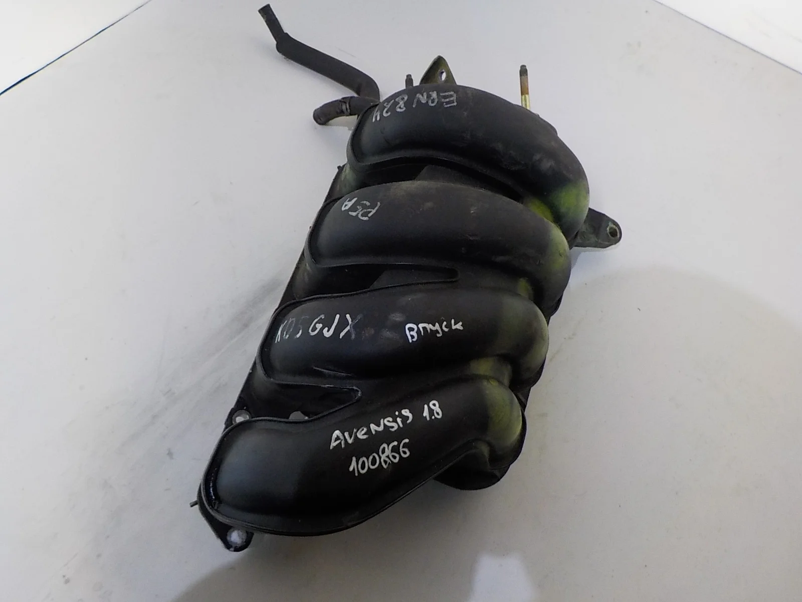 Коллектор впускной Toyota Avensis T250 рестайлинг (2006—2009)