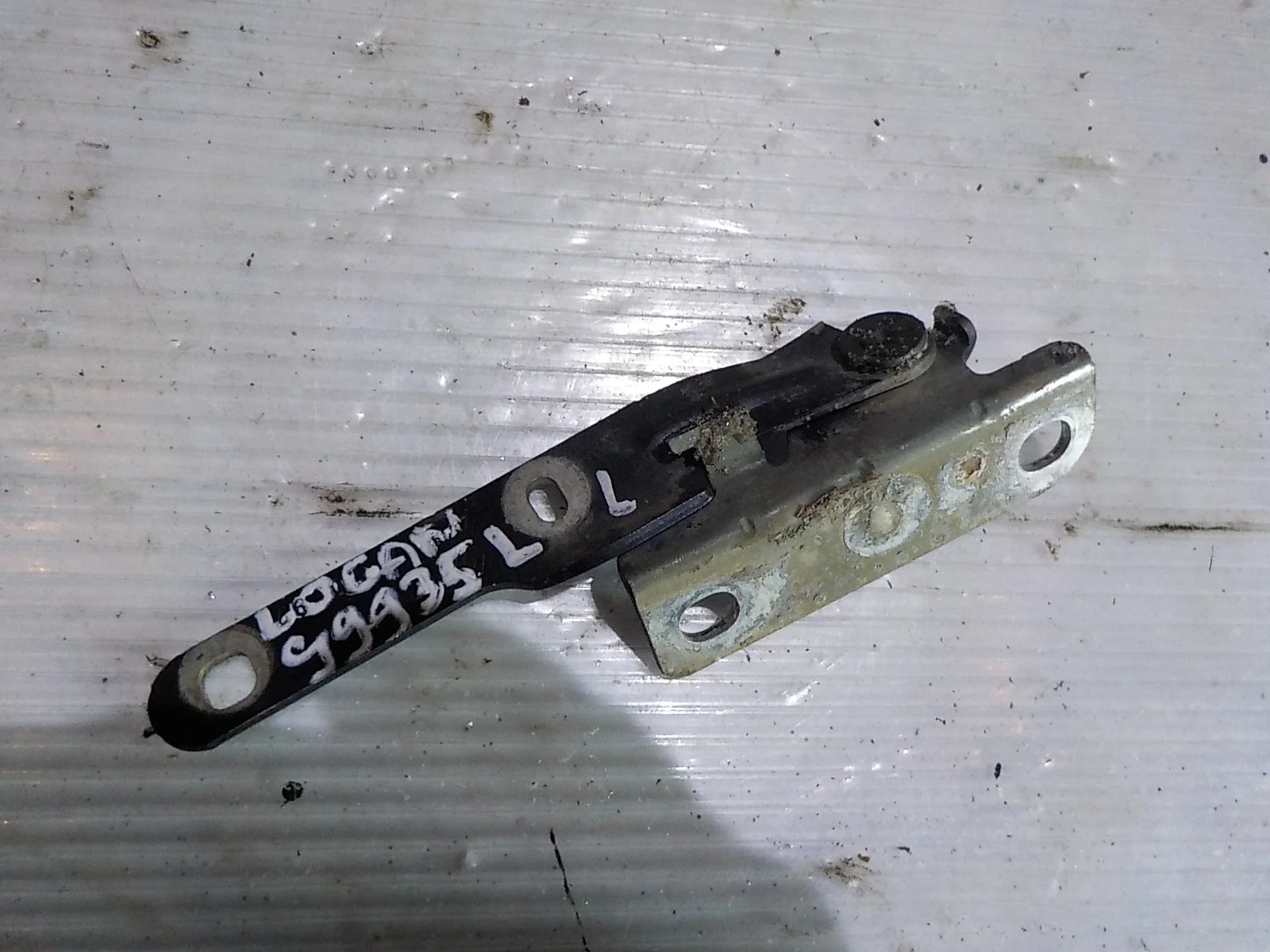 Петля капота ВАЗ (LADA) Largus I (2012—2021)