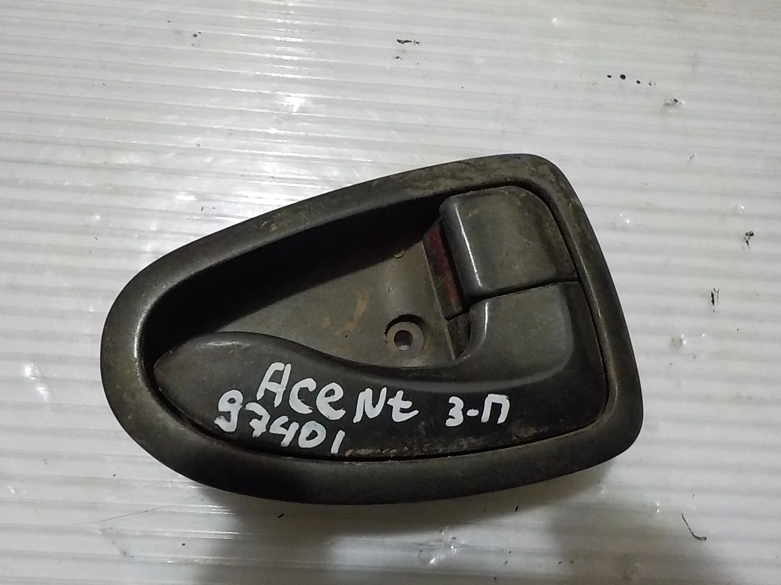Ручка двери внутренняя Hyundai Accent II (1999—2012)