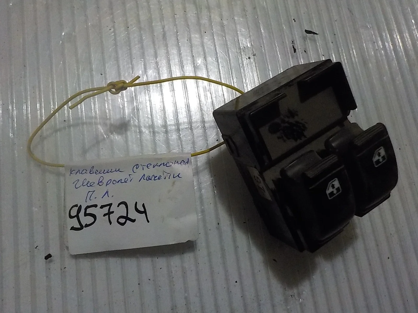 клавиши стеклоподъемников Chevrolet Lacetti I (2004—2013)