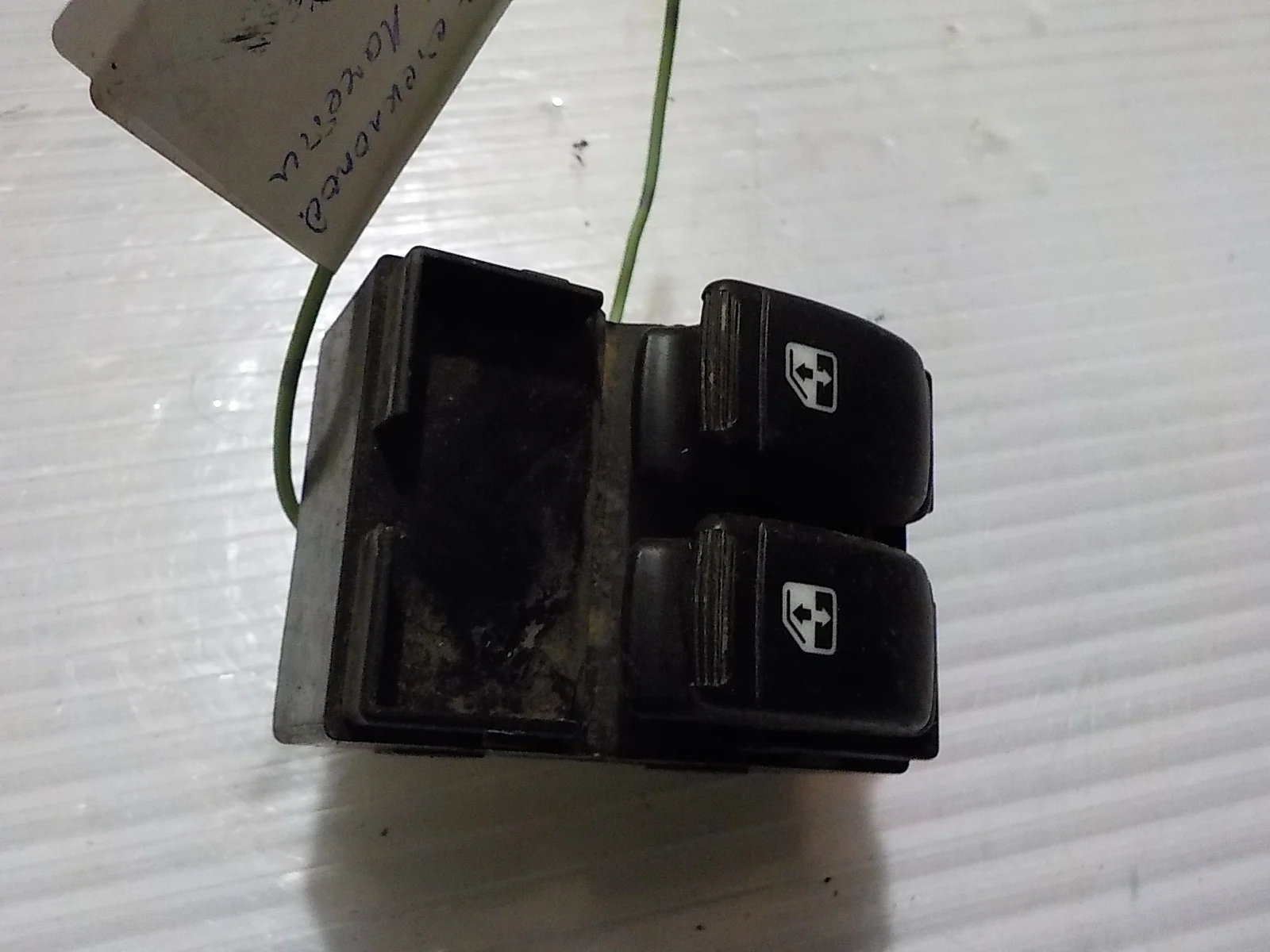 клавиши стеклоподъемников Chevrolet Lacetti I (2004—2013)