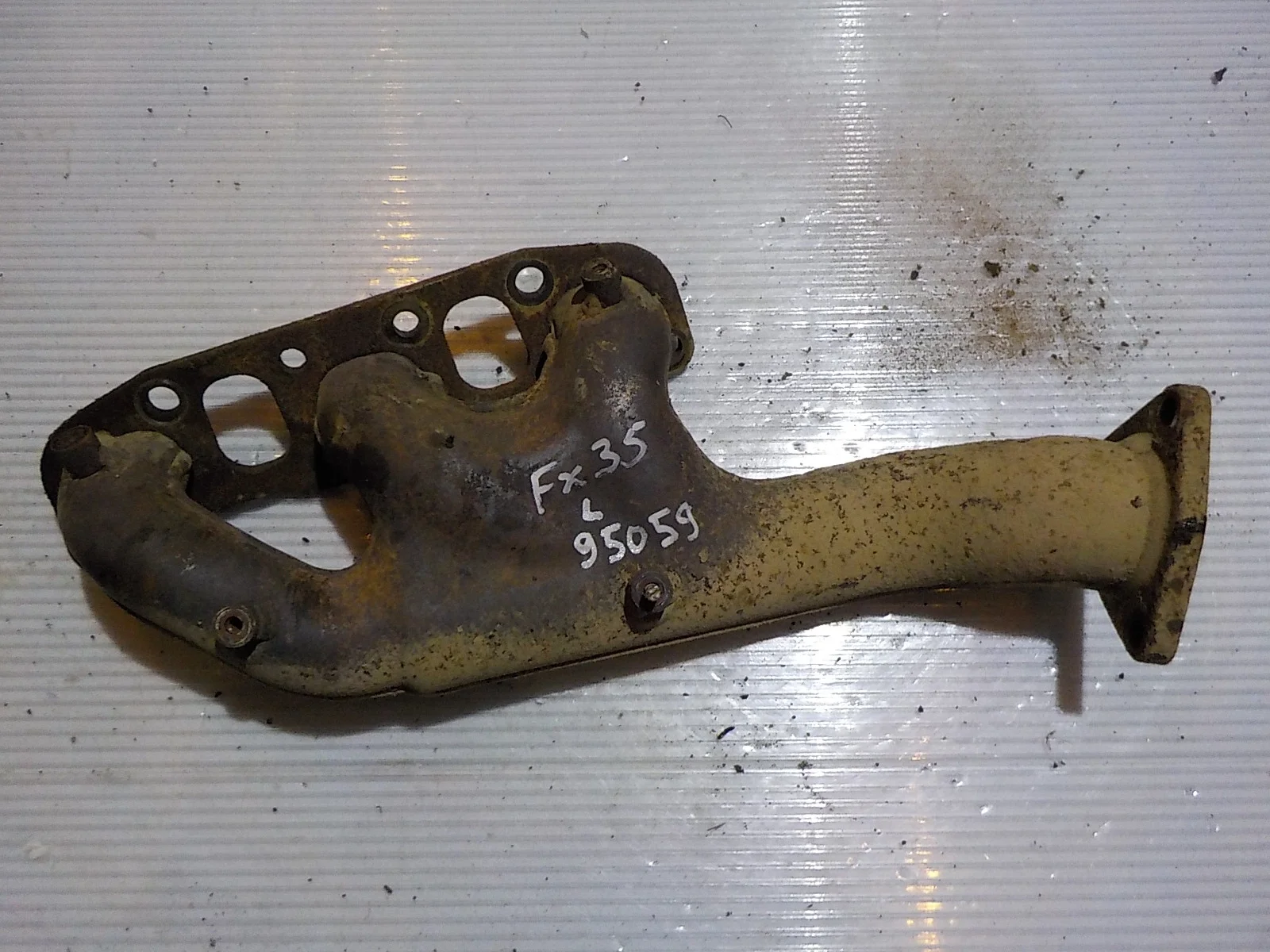 Коллектор выпускной Infiniti FX35 I (2002—2006)  Лево