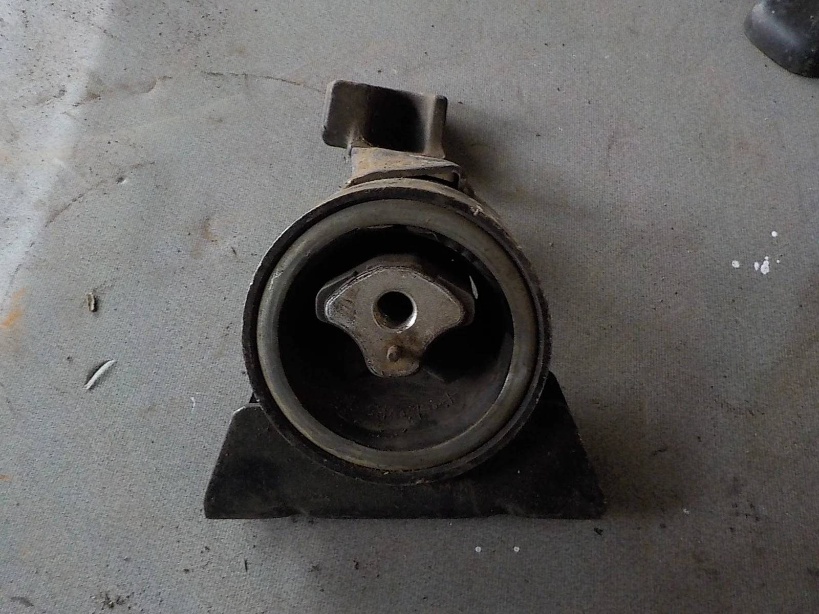 Опора двигателя Chevrolet Lacetti I (2004—2013)