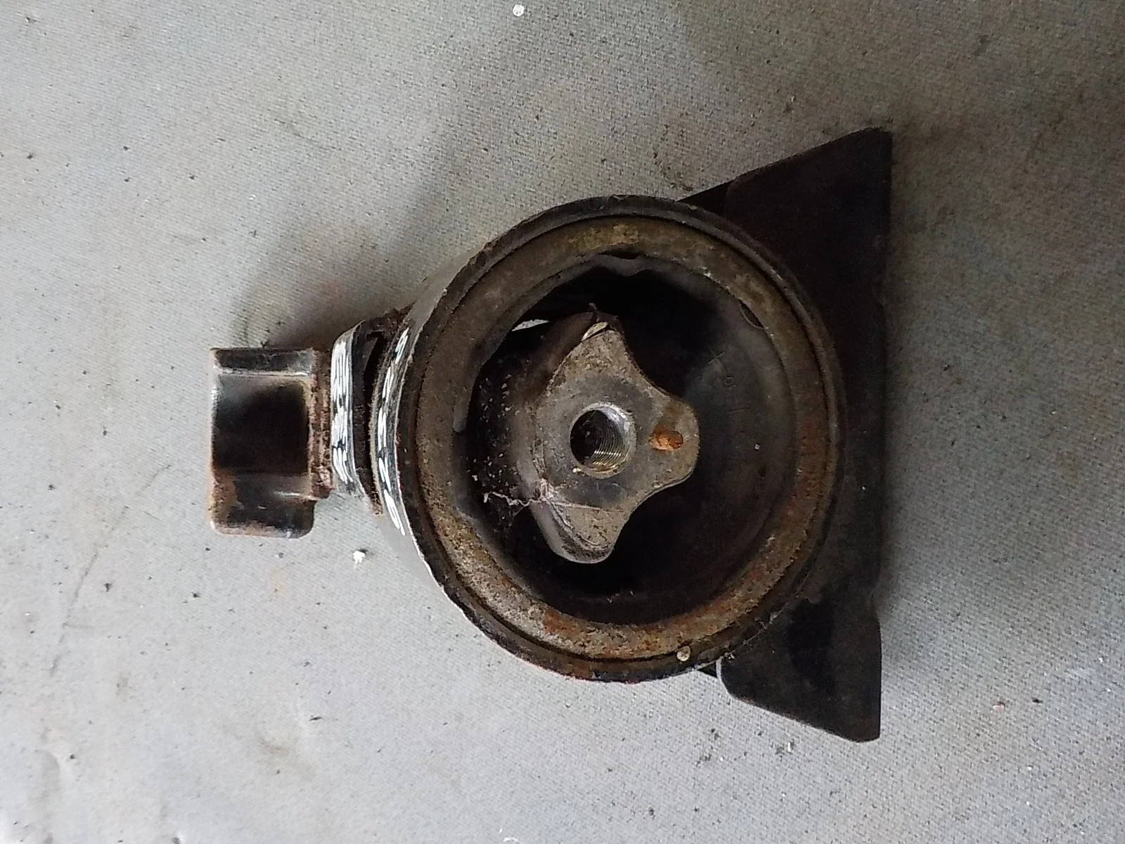 Опора двигателя Chevrolet Lacetti I (2004—2013)