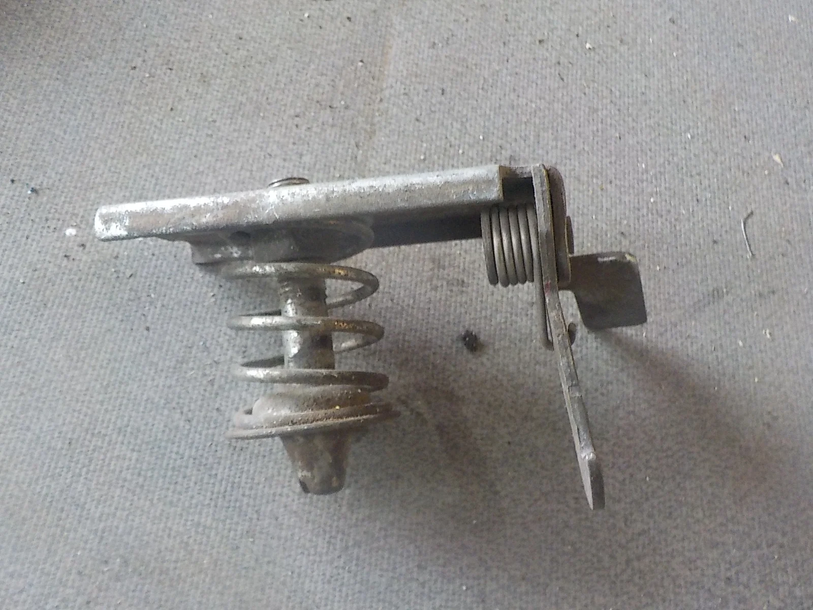 Замок капота Daewoo Matiz II (2005—2007)