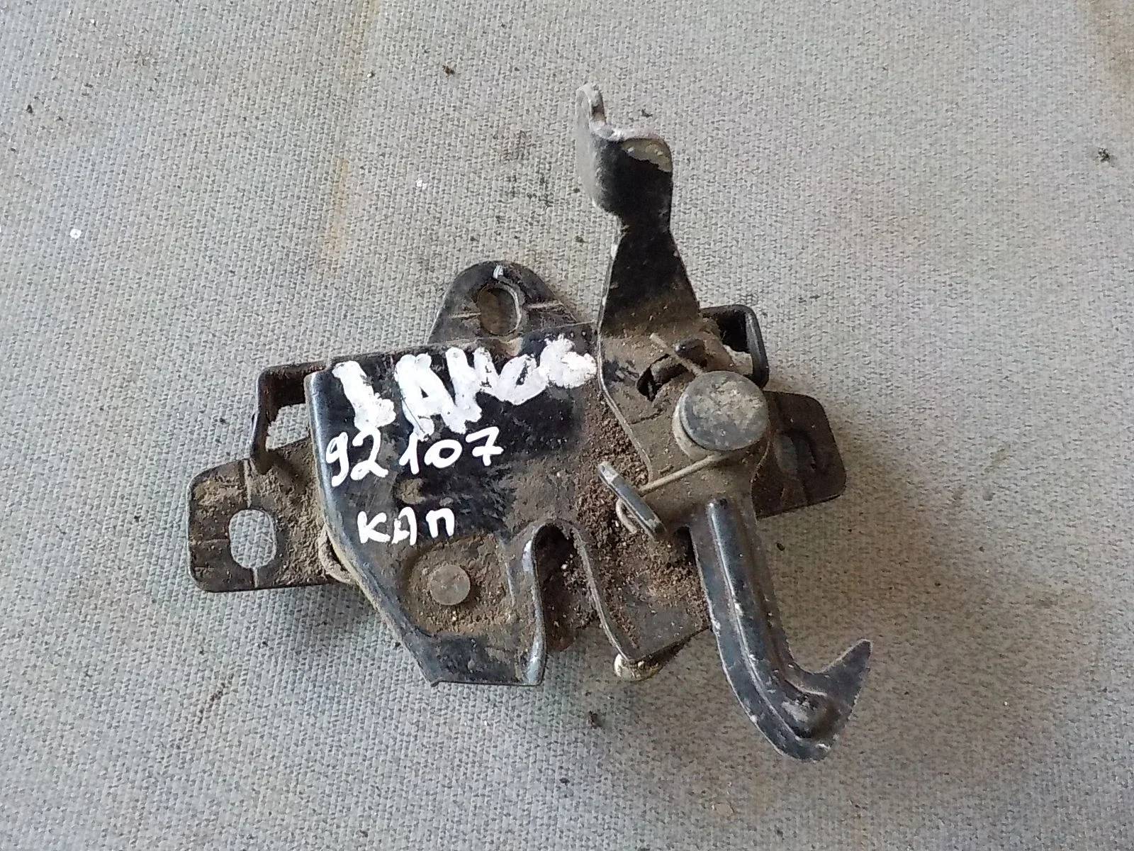 Замок капота Chevrolet Lanos I (2002—2009)