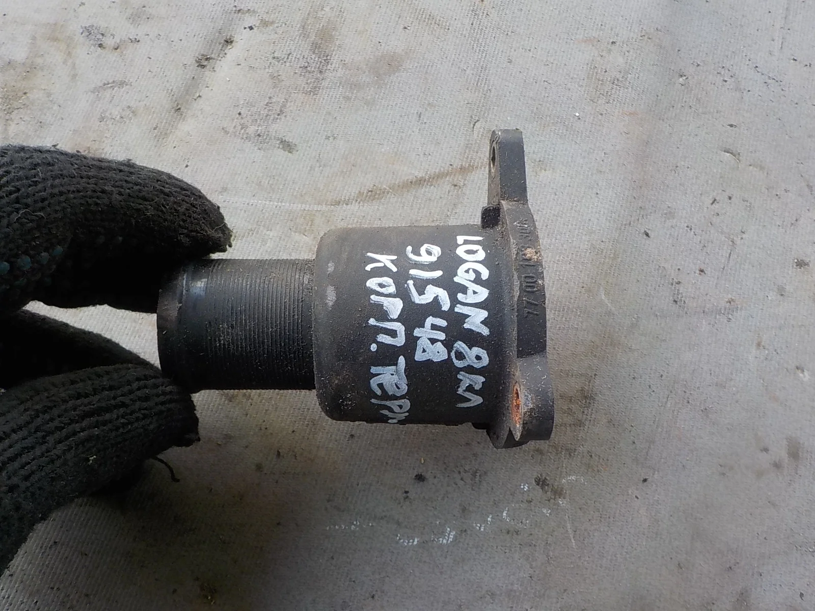 Корпус термостата Renault Logan I (2004—2009)