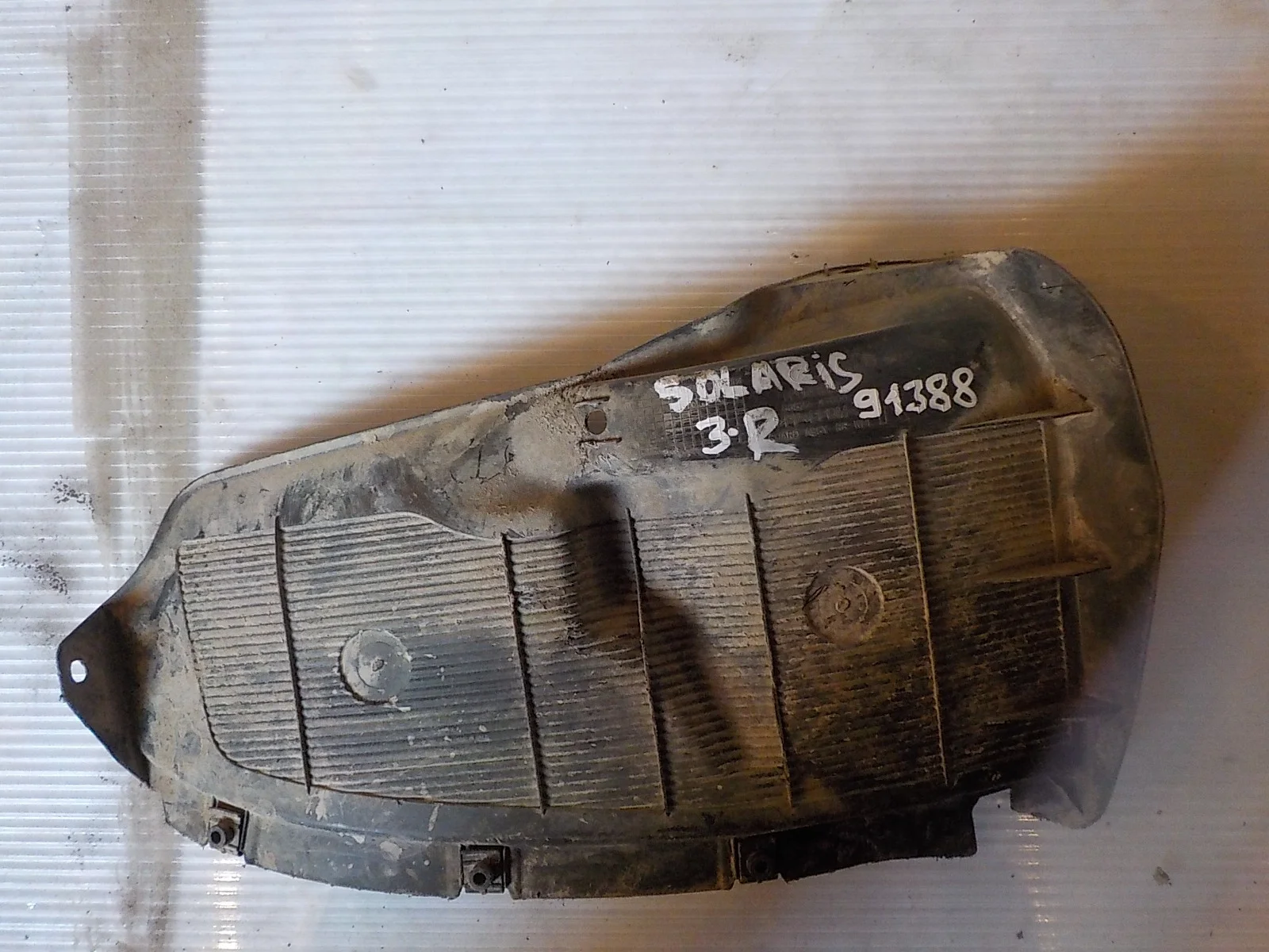 Подкрылок Hyundai Solaris I (2010—2014) Зад Право