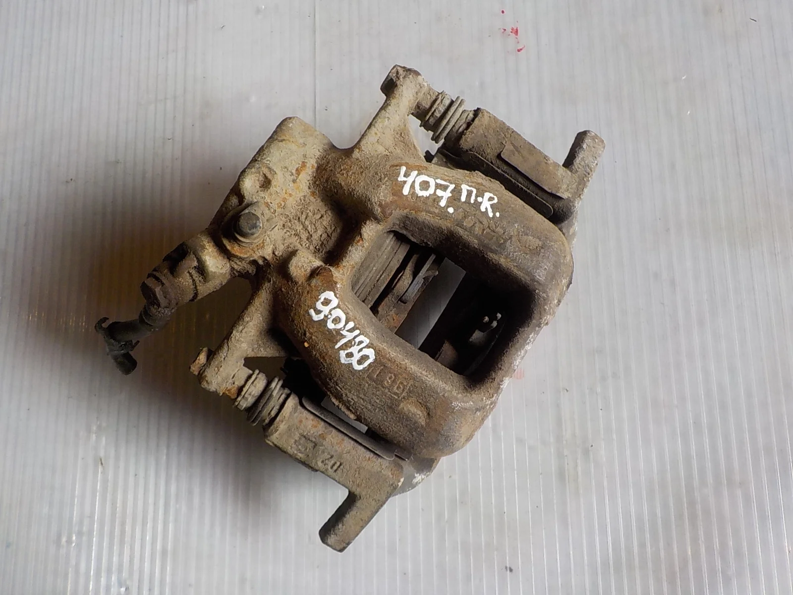 суппорт Peugeot 407 I (2004—2011) Перед Право