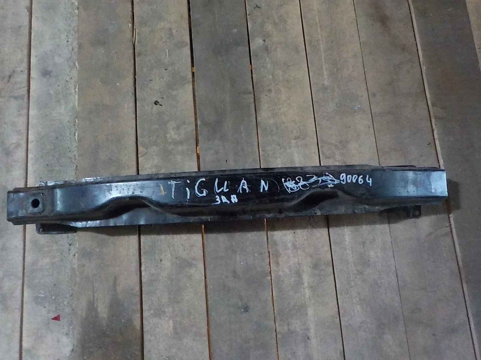 Усилитель бампера Volkswagen Tiguan I рестайлинг (2011—2019) Зад