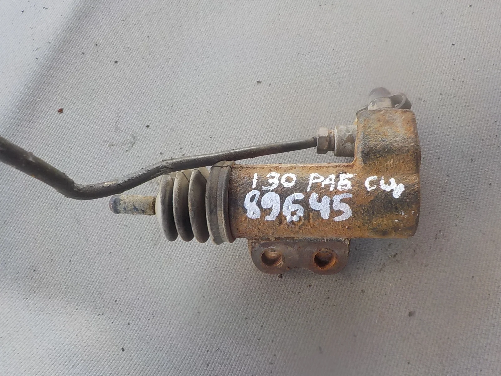 рабочий цилиндр сцепления Kia Rio II рестайлинг (2009—2011)