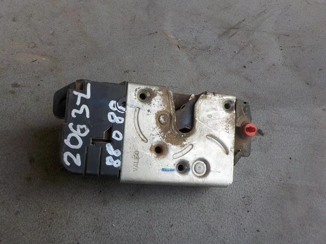 Замок двери Peugeot 206 I (1998—2012) Перед Лево