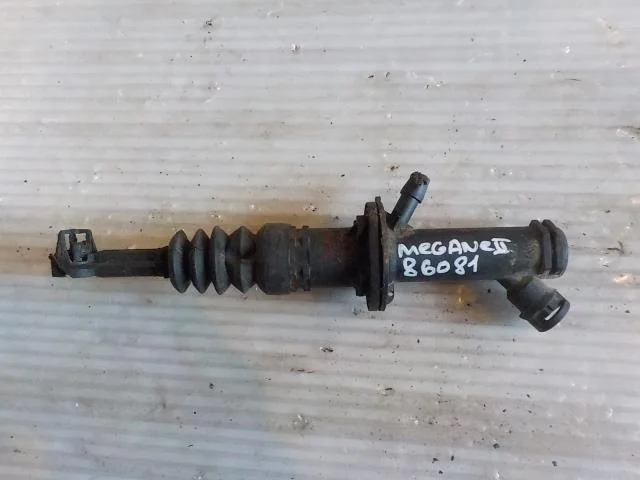 главный цилиндр сцепления Renault Megane II (2002—2006)