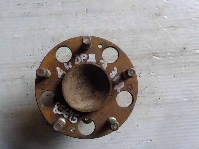 Ступица Honda Accord VII (2002—2006) Зад