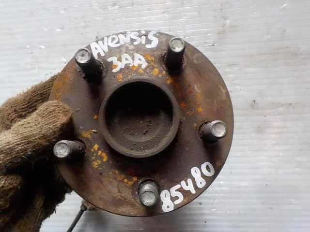 Ступица Toyota Avensis T250 (2003—2006) Зад