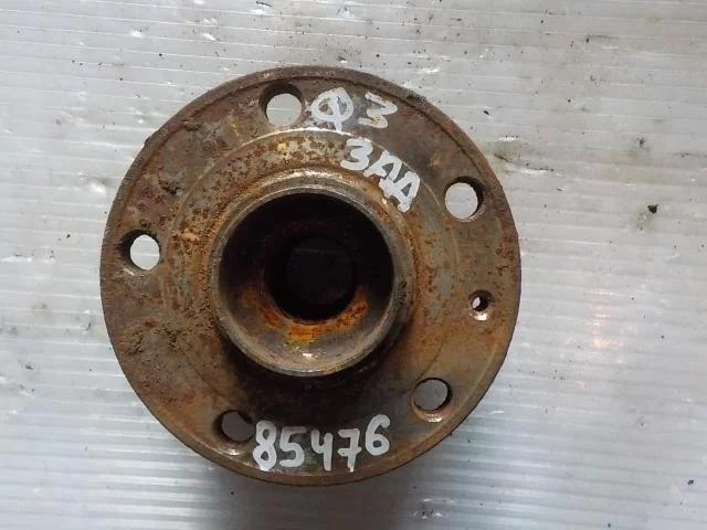 Ступица Volkswagen Jetta VI (2010—2015) Зад