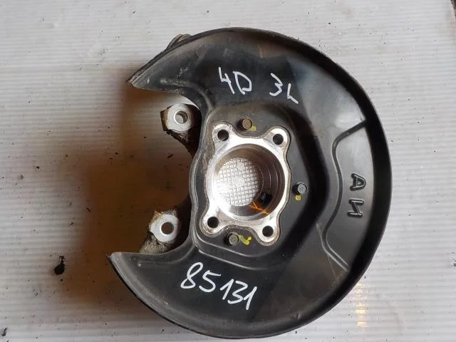 кулак поворотный Honda Civic VIII (2005—2009) Зад Лево