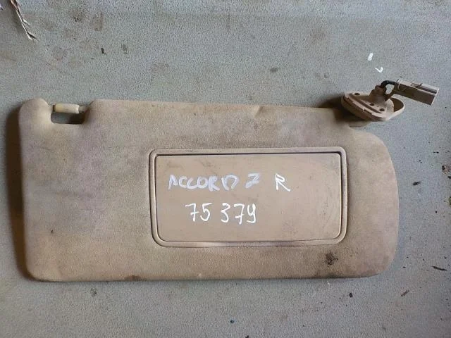 козырек Honda Accord VII рестайлинг (2005—2008)  Право