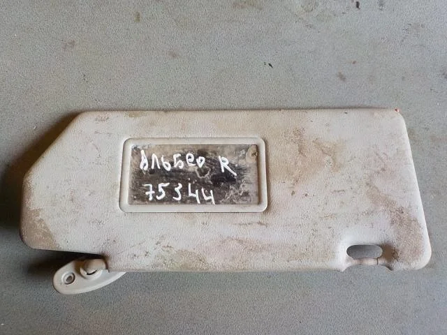 козырек FIAT Albea I рестайлинг (2005—2012)  Право