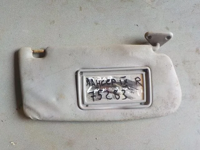 козырек Mitsubishi Lancer IX (2000—2007)  Право