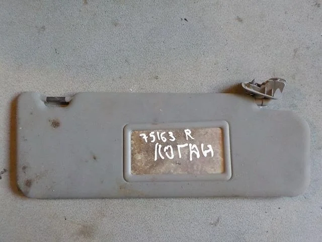 козырек Renault Logan I (2004—2009)  Право