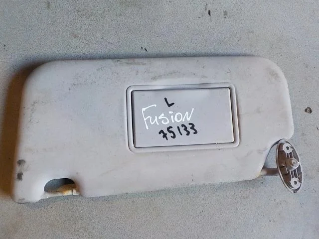 козырек Ford Fusion I рестайлинг (2005—2012)  Лево