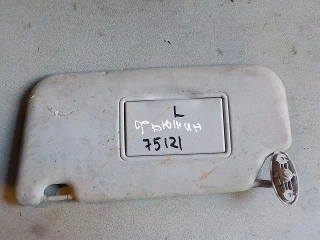 козырек Ford Fusion I рестайлинг (2005—2012)  Лево