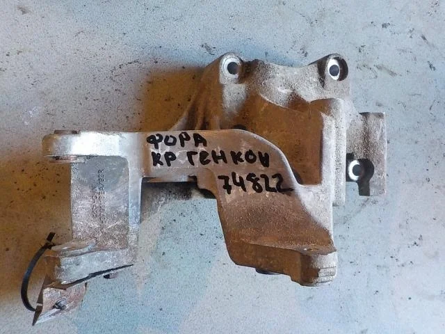 Кронштейн генератора Chery Tiggo (T11) T11 (2005—2013)